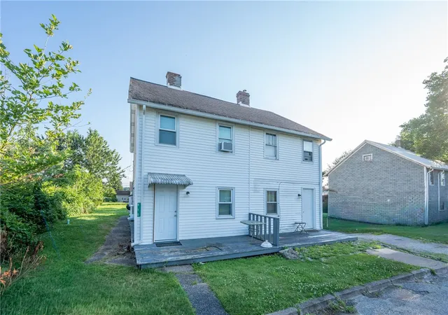 2nd image of 408 410 Pump Hill Pl, Mount Pleasant, PA 15666 | MLS# 1758550