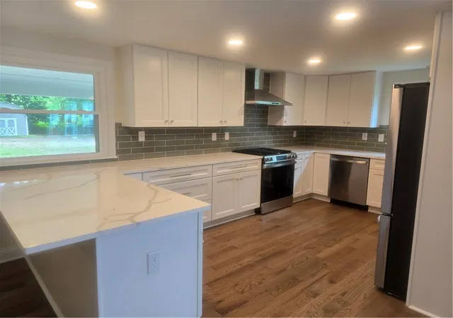 Photo 3 of Single family home for sale at 339 Turngate Dr, Bethel Park, PA 15102 | MLS# 1759900 | Listing updated on 2026-07-24