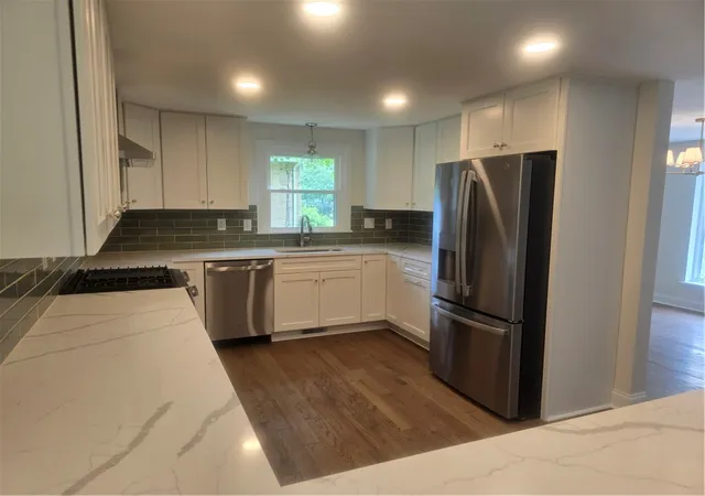 Photo 4 of Single family home for sale at 339 Turngate Dr, Bethel Park, PA 15102 | MLS# 1759900 | Listing updated on 2026-07-24