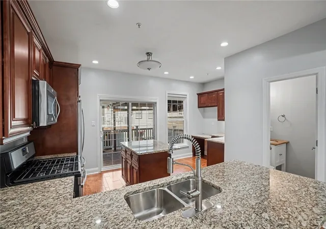 4th image of 44 Uxor Way, South Side, PA 15203 | MLS# 1759064