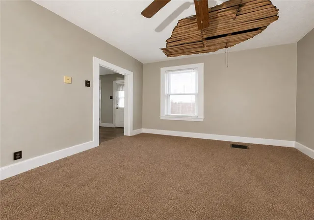 Photo 3 of Single family home for sale at 107 E 1st Avenue, Tarentum, PA 15084 | MLS# 1760299 | Listing updated on 2026-08-31