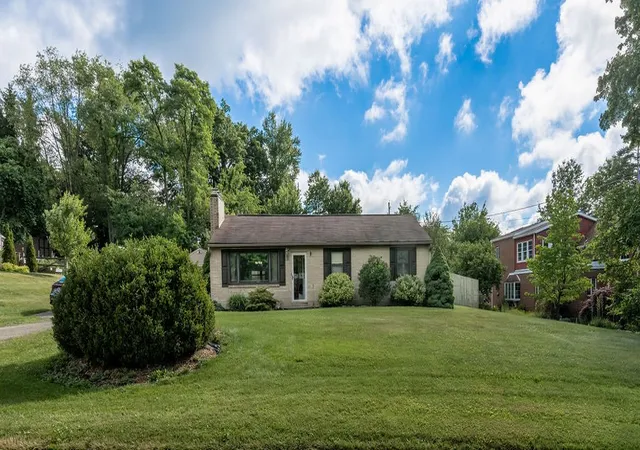 1st image of 142 Emmet Dr, Beaver Falls, PA 15010 | MLS# 1760317