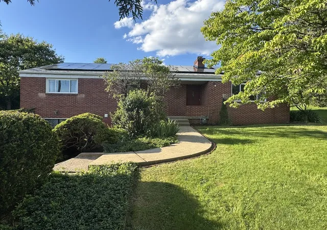 1st image of 2455 Hampton Ave, Allison Park, PA 15101 | MLS# 1760290