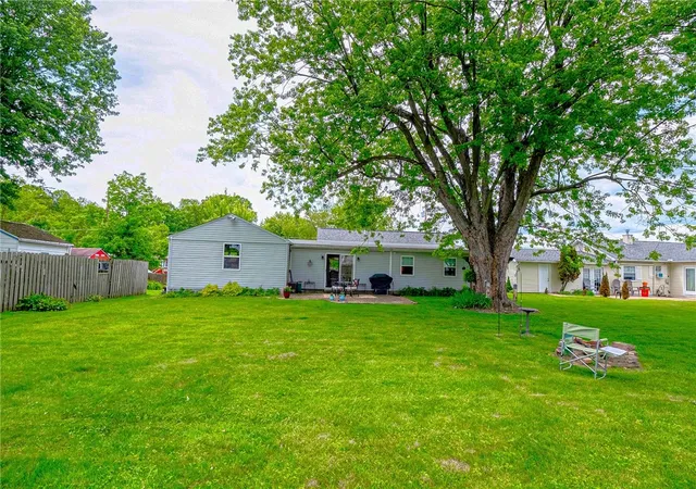 Homes for sale in Chartiers, PA | 321 Hart St, Chartiers, PA 15342 | MLS# 1760353