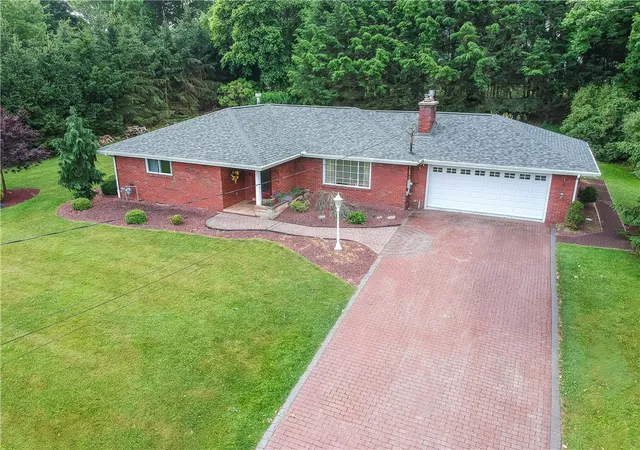 Photo 3 of Sale Pending at 119 Beacon Rd, Penn Twp, PA 16053 | MLS# 1760200 | Listing updated on 2026-07-31