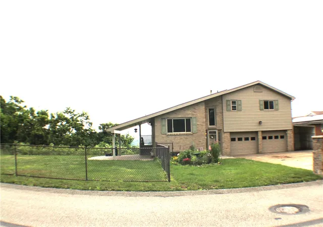 Homes for sale in Mc Keesport, PA | 508 Beckman Dr, Mc Keesport, PA 15132 | MLS# 1759970