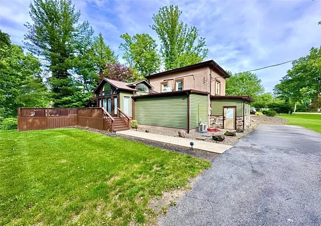 3rd image of 637 State Route 208, Pulaski, PA 16143 | MLS# 1760289