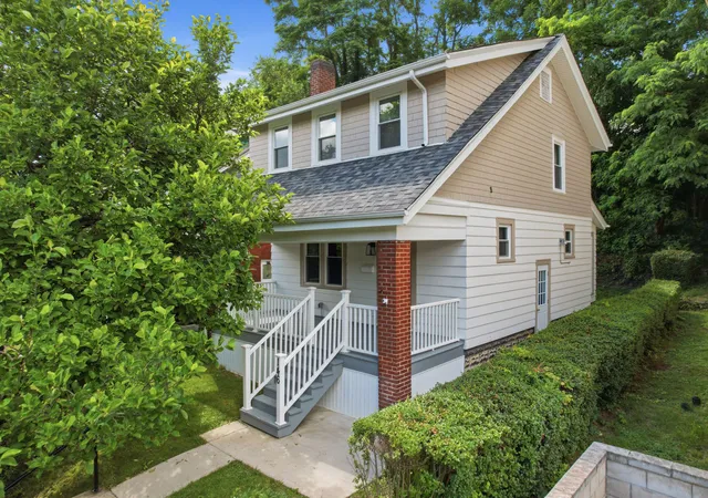 Photo 1 of Single family home for sale at 146 Riverview Ave, Bellevue, PA 15202 | MLS# 1760450 | Listing updated on 2026-06-28