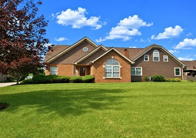 3rd image of 6380 Jefferson Pointe Cir, Jefferson Hills, PA 15025 | MLS# 1760181