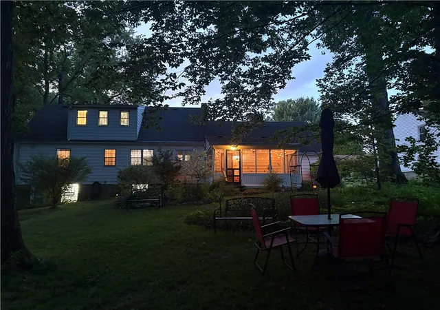 Photo 2 of Single family home for sale at 320 Frazier Dr, New Castle, PA 16105 | MLS# 1760462 | Listing updated on 2026-07-18