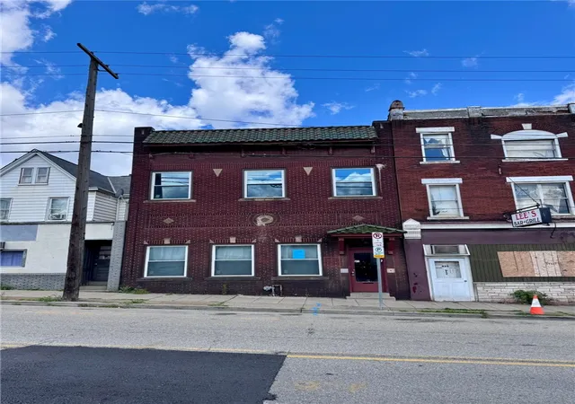 Homes for sale in Knoxville, PA | 430 Brownsville Rd, Knoxville, PA 15210 | MLS# 1760020