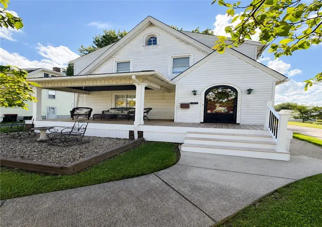 1st image of 1307 N Mercer Street, New Castle, PA 16105 | MLS# 1760454