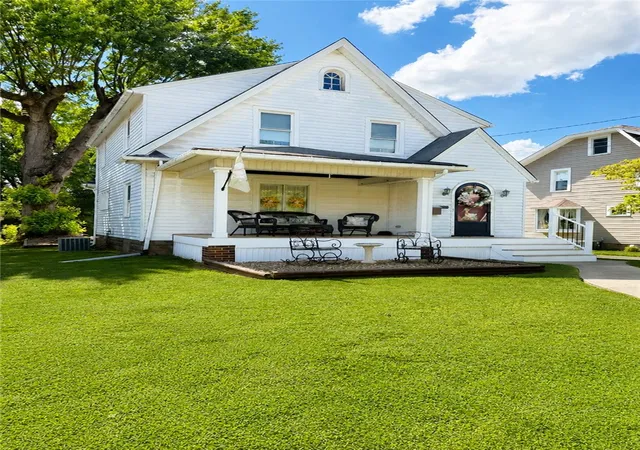 2nd image of 1307 N Mercer Street, New Castle, PA 16105 | MLS# 1760454