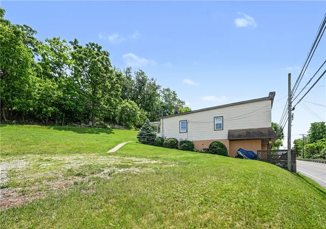 3rd image of 1920 Smith Township State Rd, Burgettstown Boro, PA 15078 | MLS# 1760264