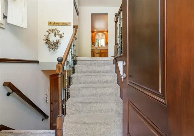 Photo 2 of Sale Pending at 118 Merwood Dr, Ross Twp, PA 15214 | MLS# 1760483 | Listing updated on 2026-07-31