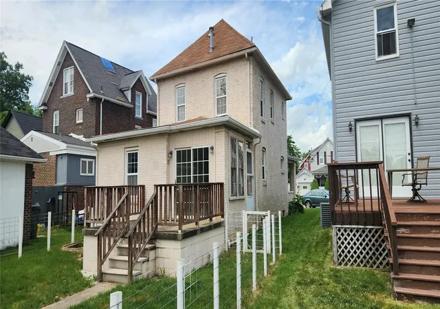 4th image of 386 Pittsburgh Circle, Ellwood City, PA 16117 | MLS# 1760487
