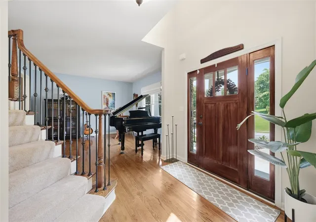 4th image of 1900 Oakhurst Dr, Mc Candless, PA 15101 | MLS# 1760396