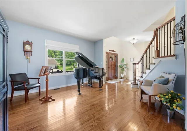 5th image of 1900 Oakhurst Dr, Mc Candless, PA 15101 | MLS# 1760396