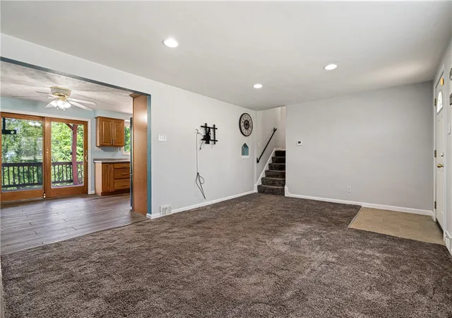 Homes for sale in Baldwin Boro, PA | 719 Baldwin Dr, Baldwin Boro, PA 15227 | MLS# 1760194