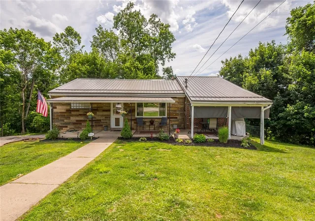Photo 1 of Single family home for sale at 4 Ann St, Carnegie, PA 15106 | MLS# 1760486 | Listing updated on 2026-07-30