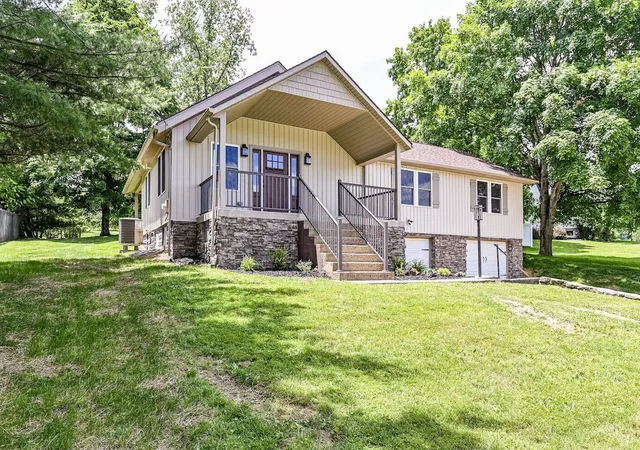 Homes for sale in Murrysville, PA | 3364 Hills Church Rd, Murrysville, PA 15632 | MLS# 1760496