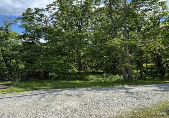 4th image of 3 Bresock Ln, Amwell, PA 15301 | MLS# 1760292