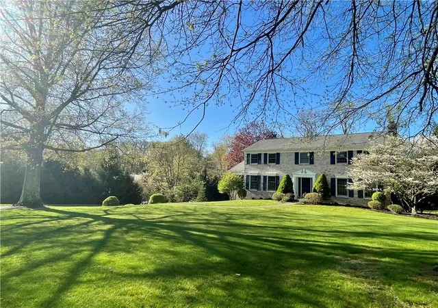3rd image of 4206 Wembleton Dr, Allison Park, PA 15101 | MLS# 1760339