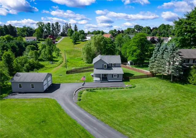 Homes for sale in Center Twp, PA | 214 Willow Run Dr, Center Twp, PA 16001 | MLS# 1760562