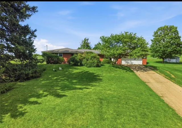 Homes for sale in Canton Twp, PA | 68 Armstrong Dr, Canton Twp, PA 15301 | MLS# 1760349