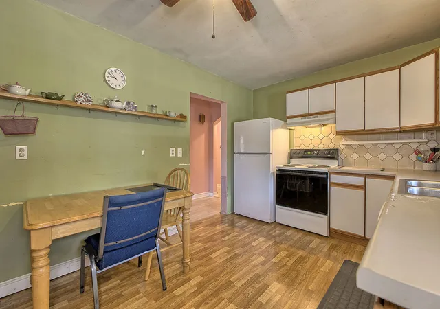Homes for sale in Irwin, PA | 608 Wyandotte St, Irwin, PA 15642 | MLS# 1760576