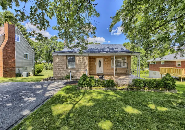 Homes for sale in Irwin, PA | 608 Wyandotte St, Irwin, PA 15642 | MLS# 1760576