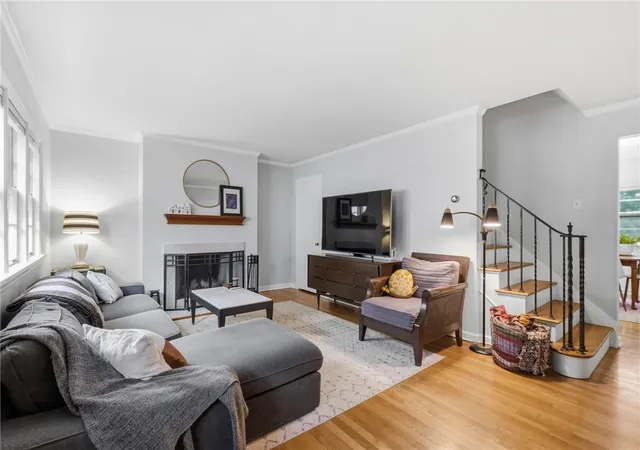 2nd image of 6833 Meade St #1, Point Breeze, PA 15208 | MLS# 1760539