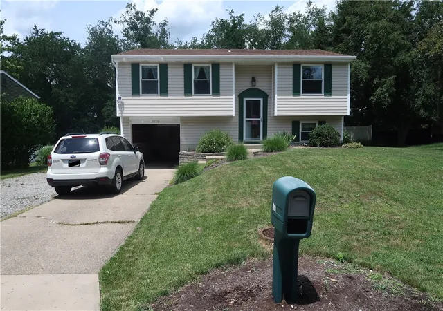 Homes for sale in Shaler, PA | 3079 Countryside Dr, Shaler, PA 15101 | MLS# 1760515