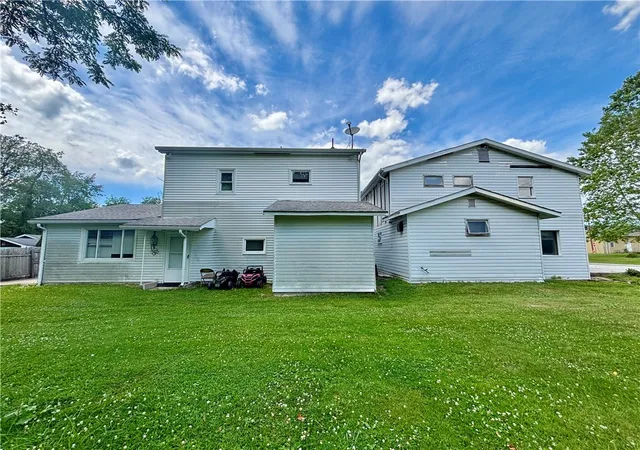 Photo 4 of Single family home for sale at 314 Washington St, South Union Twp, PA 15445 | MLS# 1760568 | Listing updated on 2026-07-31