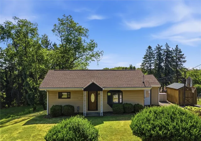 Homes for sale in Kennedy Twp, PA | 41 R Kenridge Dr, Kennedy Twp, PA 15136 | MLS# 1760584