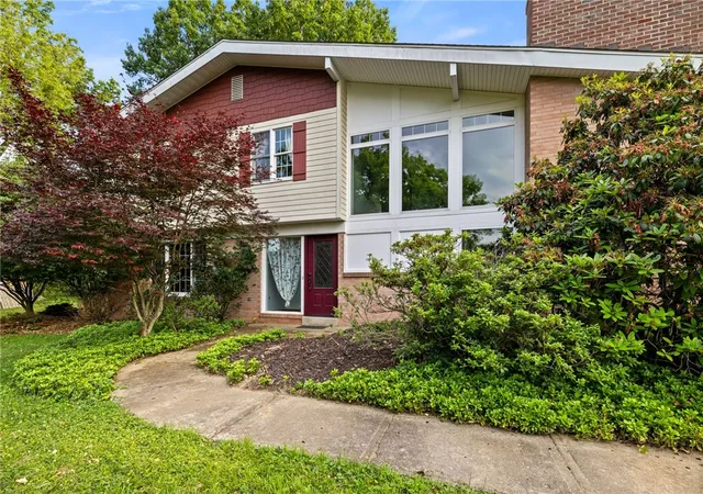 2nd image of 9610 Fox Rd, Mc Candless, PA 15237 | MLS# 1759997