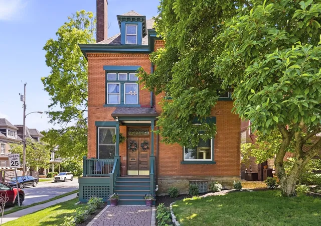 2nd image of 601 Emerson St, Shadyside, PA 15206 | MLS# 1760609