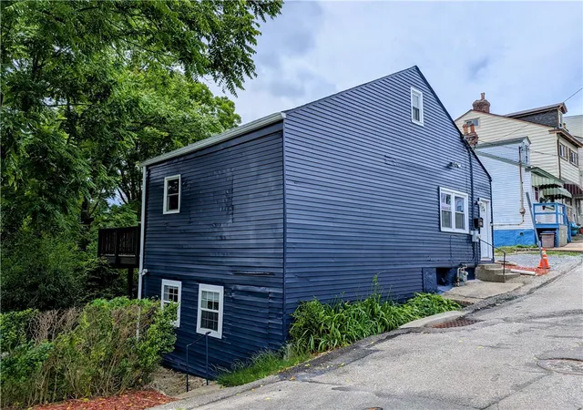 1st image of 1938 Shamokin Street, South Side, PA 15203 | MLS# 1760608