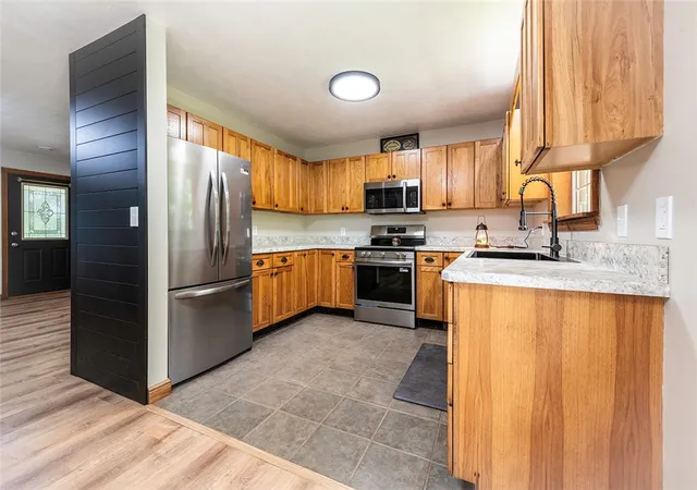 3rd image of 497 E Jamestown Rd, Green Twp, PA 16125 | MLS# 1760580