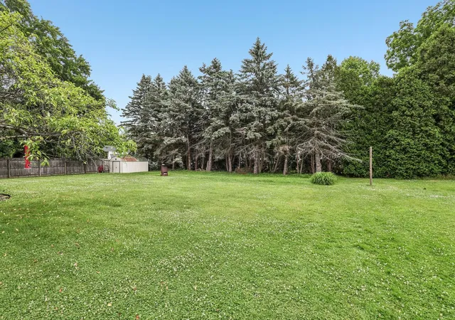 Homes for sale in Neshannock Twp, PA | 2920 Mercer Rd, Neshannock Twp, PA 16105 | MLS# 1760633