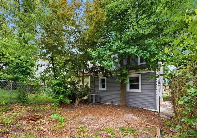 Homes for sale in Greenfield, PA | 4005 Haldane St, Greenfield, PA 15207 | MLS# 1760358