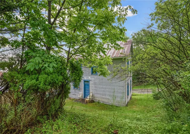 Homes for sale in Black Twp, PA | 167 Rockdale Rd, Black Twp, PA 15557 | MLS# 1760637
