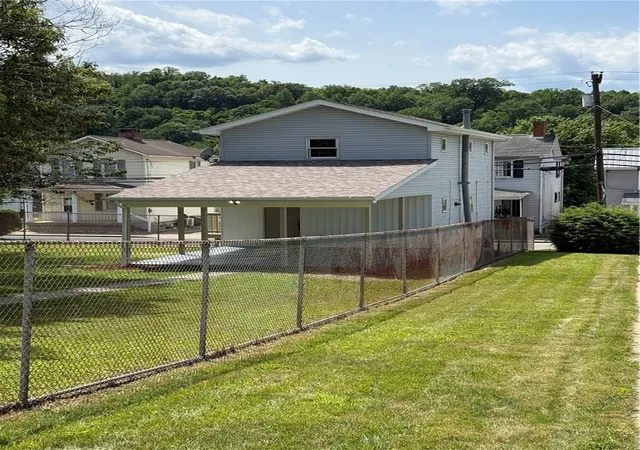 Photo 2 of Single family home for sale at 314 N Water St, West Newton, PA 15089 | MLS# 1760654 | Listing updated on 2026-07-27