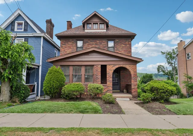 Photo 1 of Single family home for sale at 1719 Vance Ave, Coraopolis, PA 15108 | MLS# 1760658 | Listing updated on 2026-07-12