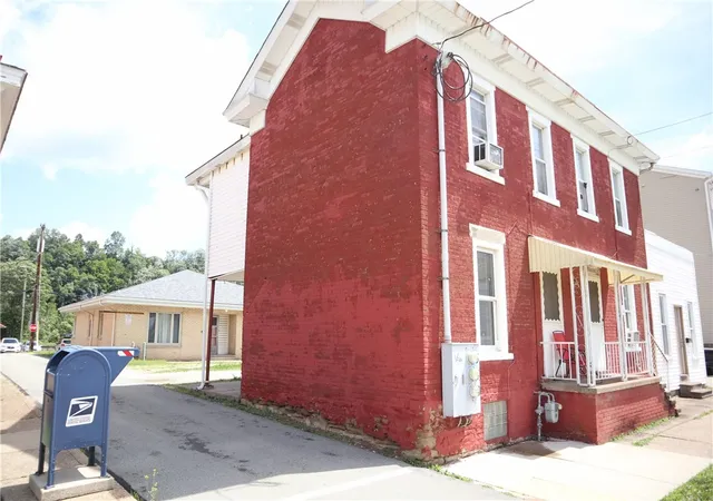 Homes for sale in California, PA | 440 2Nd St, California, PA 15419 | MLS# 1760657