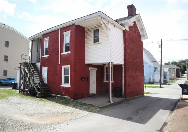 Homes for sale in California, PA | 440 2Nd St, California, PA 15419 | MLS# 1760657