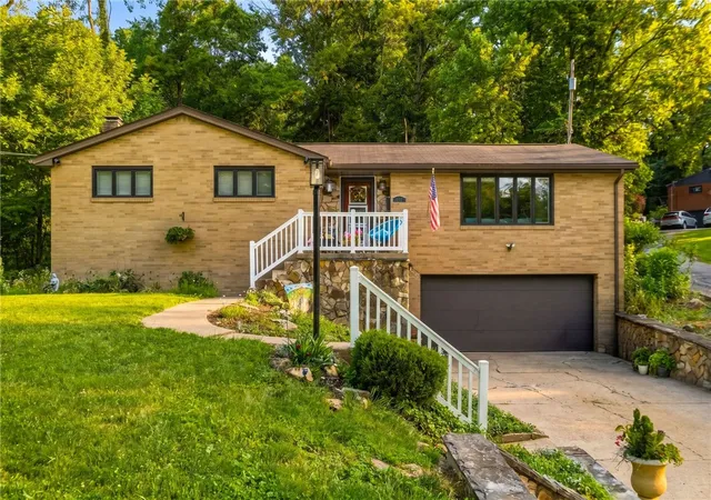 Photo 1 of Single family home for sale at 402 Glenrock Dr, Bethel Park, PA 15102 | MLS# 1760237 | Listing updated on 2026-06-29