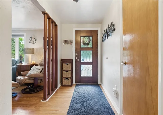 Photo 3 of Single family home for sale at 402 Glenrock Dr, Bethel Park, PA 15102 | MLS# 1760237 | Listing updated on 2026-06-29