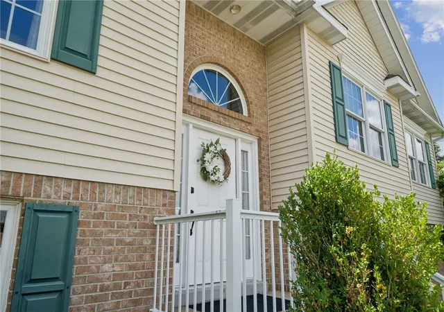 Photo 4 of Single family home for sale at 74 Laurel Dr, Greensburg, PA 15601 | MLS# 1760674 | Listing updated on 2026-07-01
