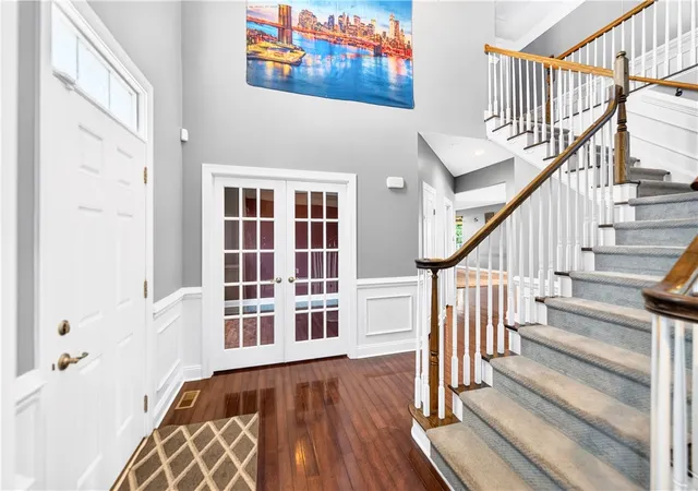 4th image of 2084 Majestic Dr, Canonsburg, PA 15317 | MLS# 1759902